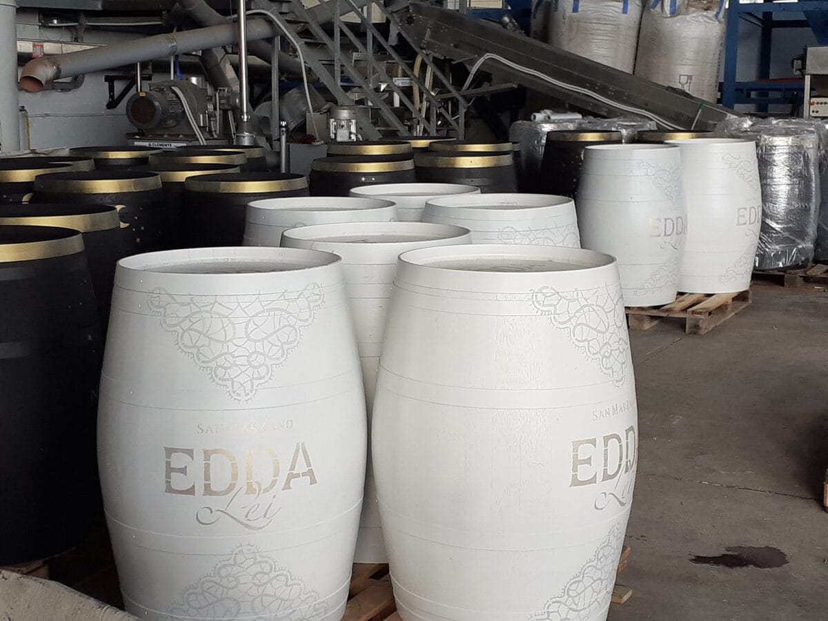 Wine barrels decorated with a stencil